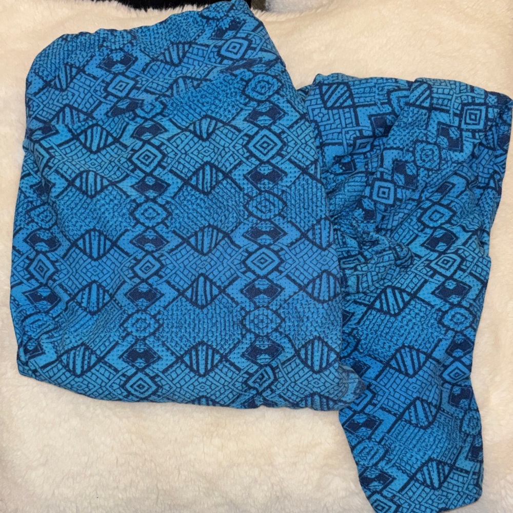 LuLaRoe Blue Geometric Leggings